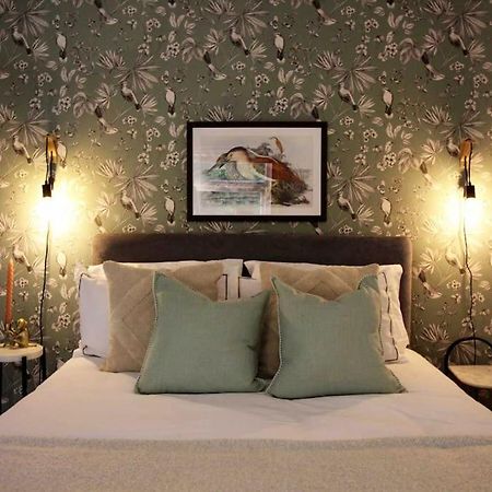 Lincoln Apartment Freshly Renovated Common Views Burton  Экстерьер фото